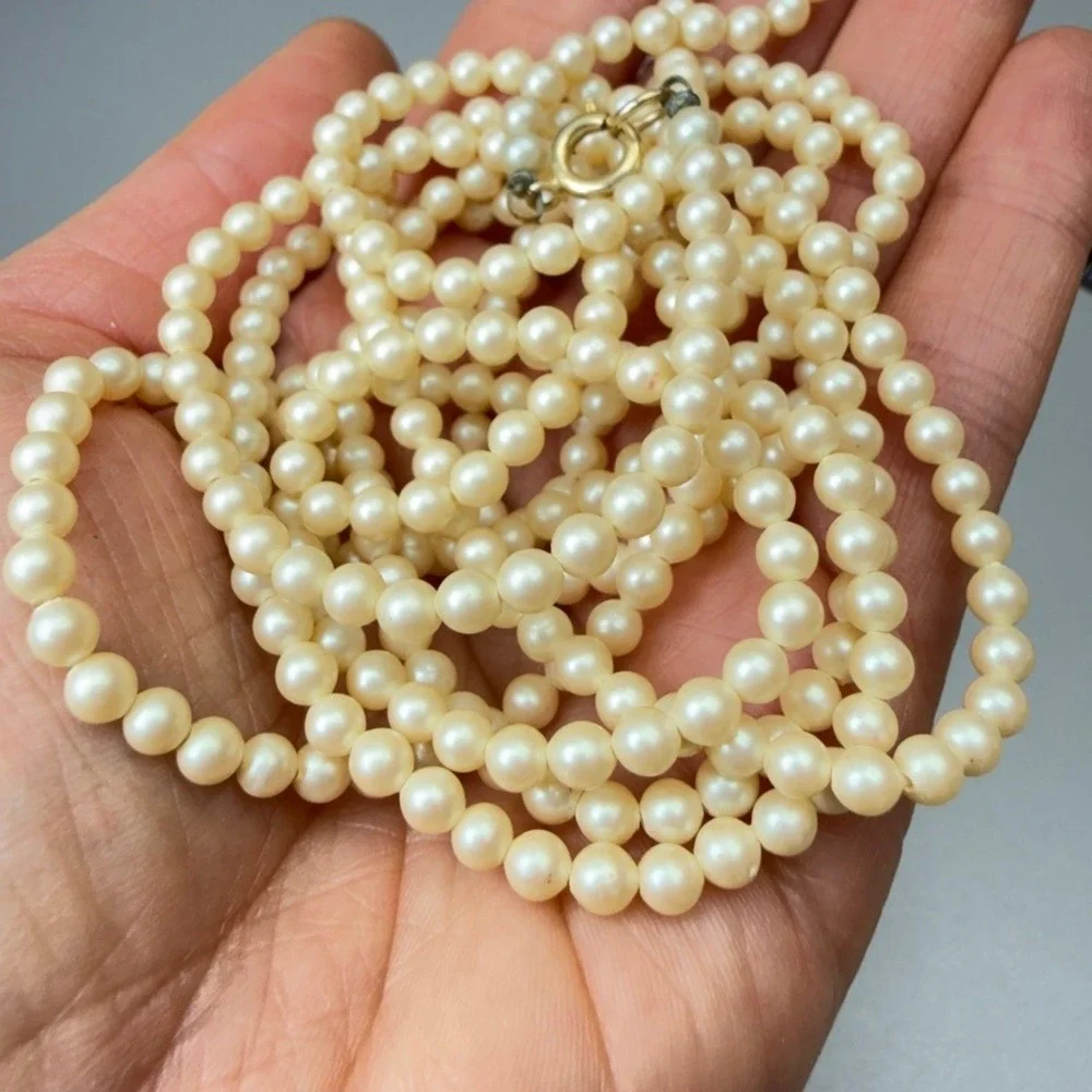 Vintage Cream Faux Pearl Necklace 54